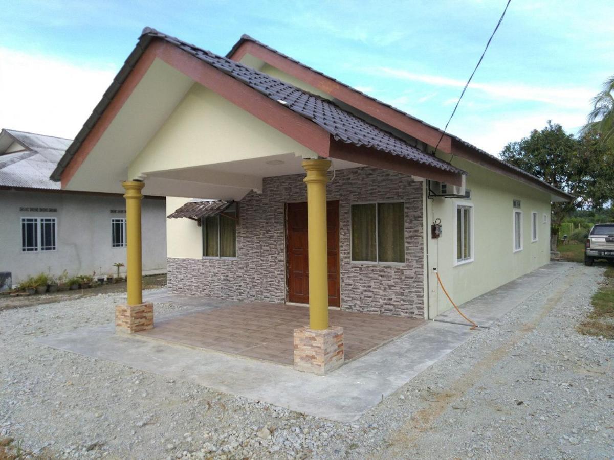 Homestay Pantai Remis Jeram  Buitenkant foto